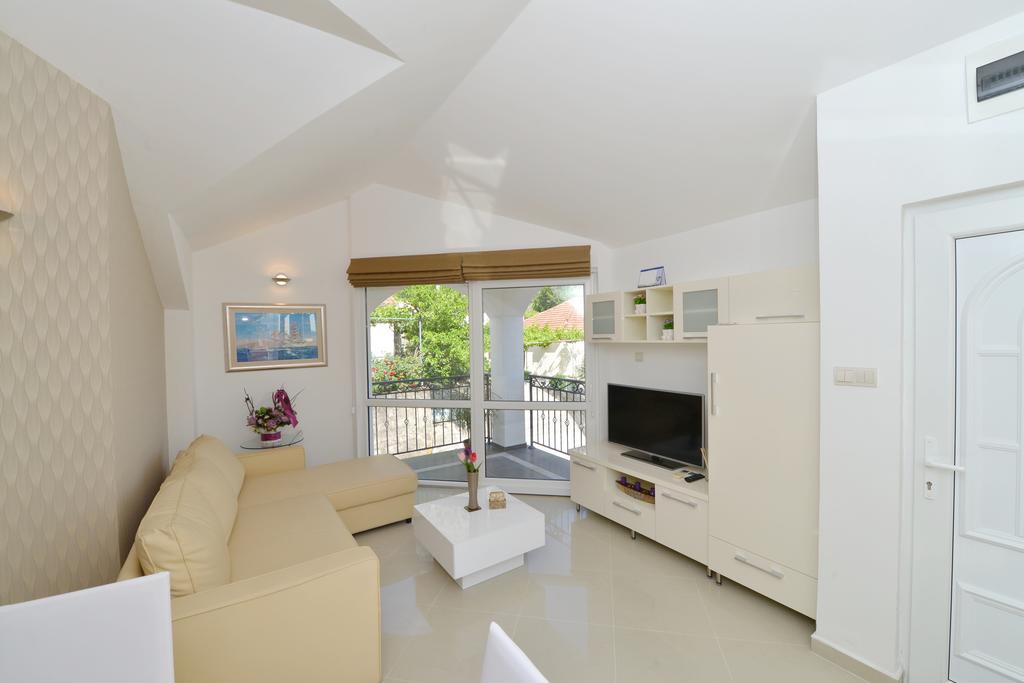 公寓 Sunshine Of Montenegro - Family Oasis *